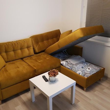 1+1 Znojmo Apartamento Exterior foto