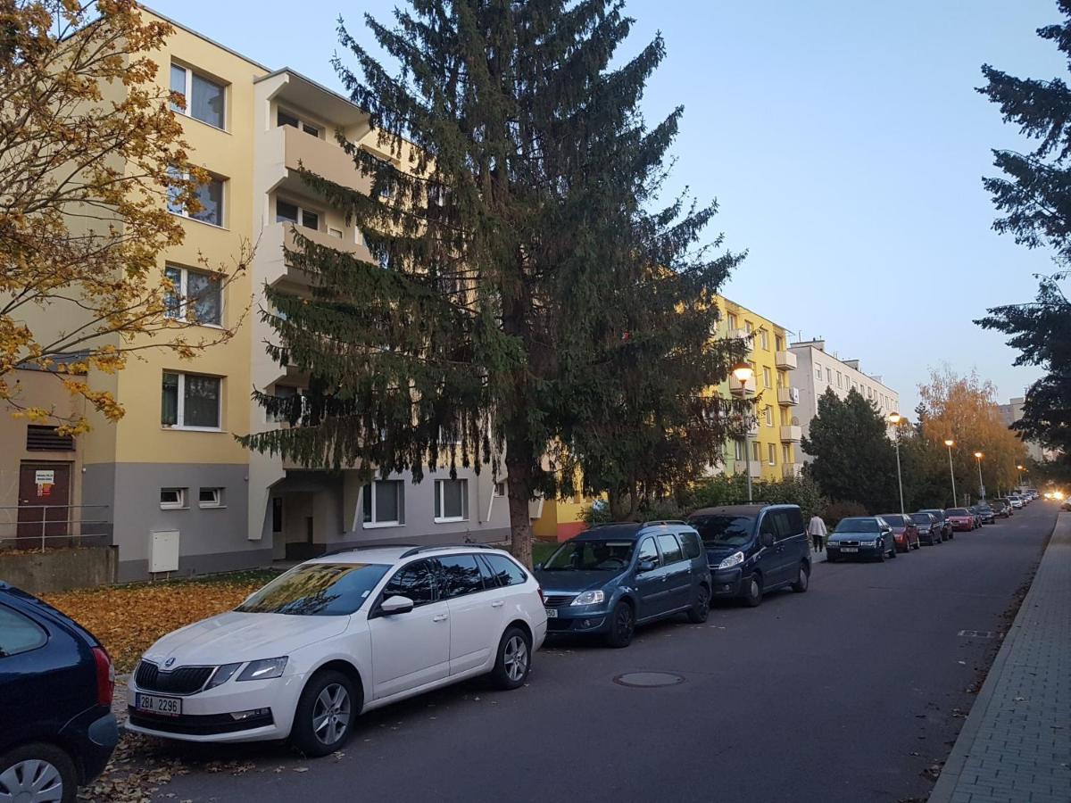1+1 Znojmo Apartamento Exterior foto