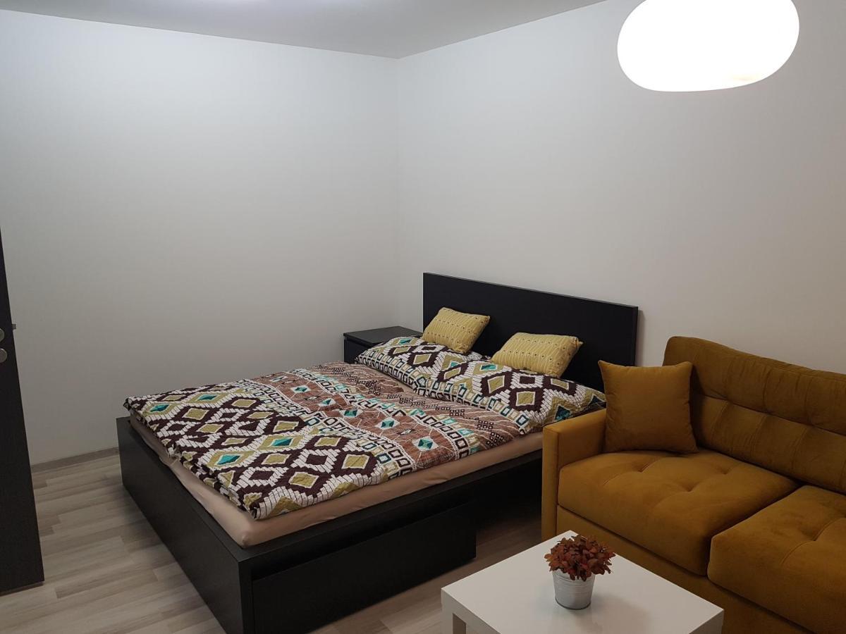 1+1 Znojmo Apartamento Exterior foto